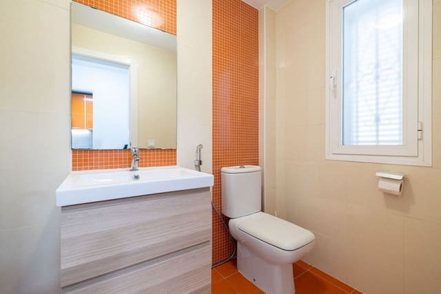 3 soveværelse Byhus til salg i Torreblanca, Fuengirola med swimmingpool garage - € 589.000 (Ref: 9935789)