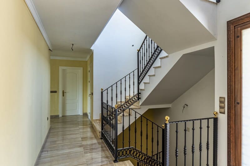 4 soverom Villa til salgs i La Cala de Mijas med svømmebasseng garasje - € 1 350 000 (Ref: 9935794)