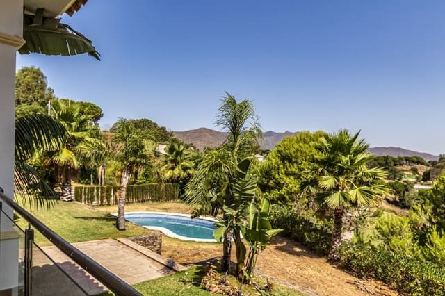 4 soverom Villa til salgs i La Cala de Mijas, Mijas med svømmebasseng garasje - € 1 350 000 (Ref: 9935794)