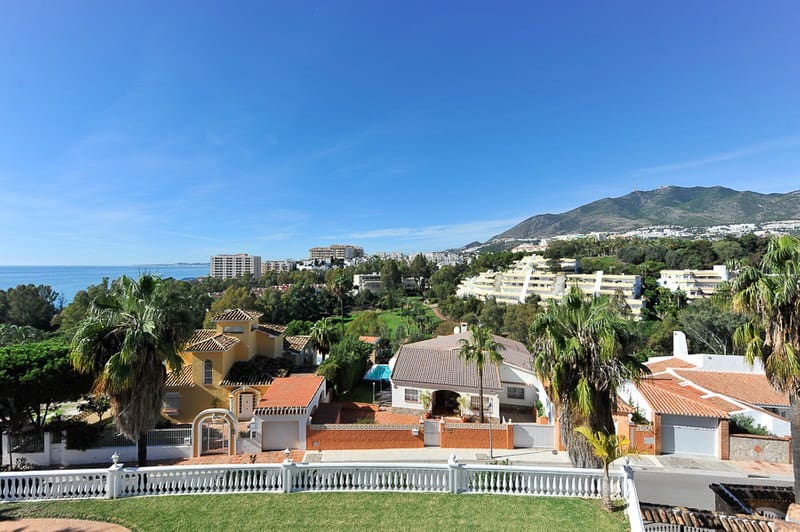 4 sovrum Villa till salu i Benalmadena med pool garage - 1 600 000 € (Ref: 9935813)