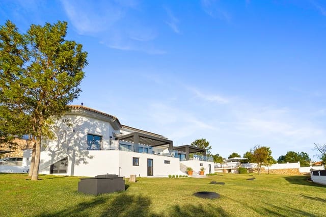 5 sypialnia Willa na sprzedaż w Benalmádena z basenem garażem - 2 490 000 € (Ref: 9935816)
