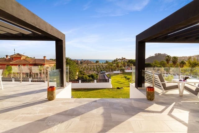 5 sypialnia Willa na sprzedaż w Benalmádena z basenem garażem - 2 490 000 € (Ref: 9935816)