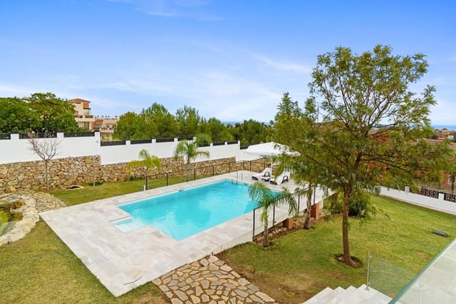 5 sypialnia Willa na sprzedaż w Benalmádena z basenem garażem - 2 490 000 € (Ref: 9935816)