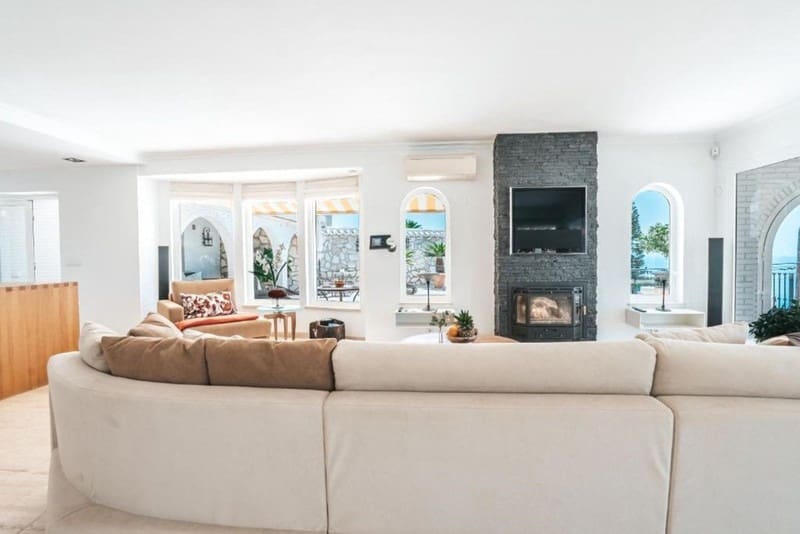 4 sovrum Villa till salu i Benalmadena med pool garage - 2 695 000 € (Ref: 9935817)