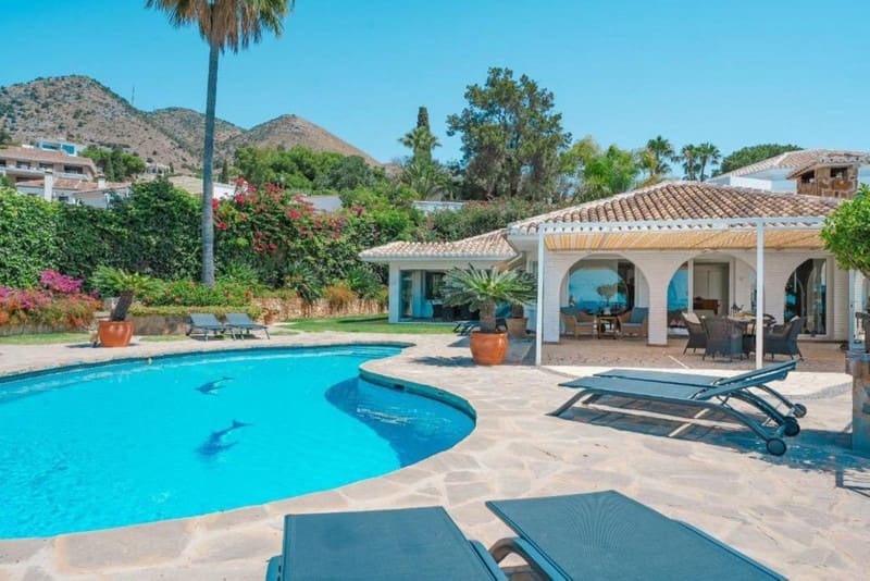 4 sovrum Villa till salu i Benalmadena med pool garage - 2 695 000 € (Ref: 9935817)