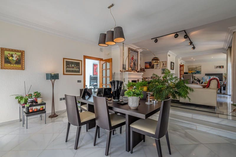 4 slaapkamer Villa te koop in Benalmadena met zwembad garage - € 2.850.000 (Ref: 9935818)
