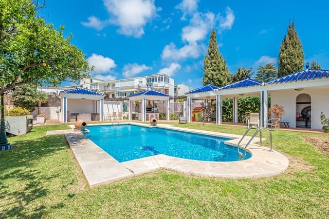4 slaapkamer Villa te koop in Benalmádena met zwembad garage - € 2.850.000 (Ref: 9935818)