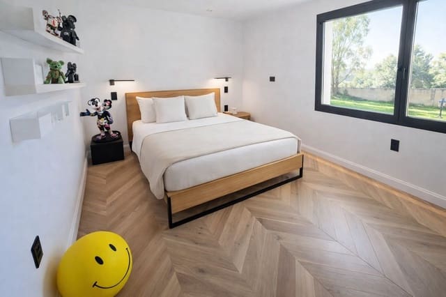 3 slaapkamer Appartement te koop in Marbella met zwembad garage - € 1.375.000 (Ref: 9935819)