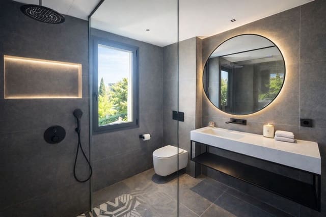3 slaapkamer Appartement te koop in Marbella met zwembad garage - € 1.375.000 (Ref: 9935819)