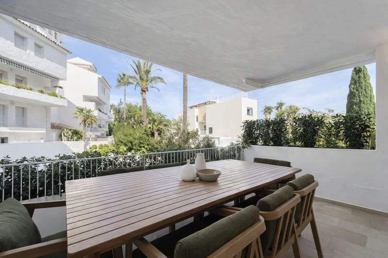 3 makuuhuone Huoneisto myytävänä paikassa Marbella mukana uima-altaan 
autotalli - 1 375 000 € (Ref: 9935819)
