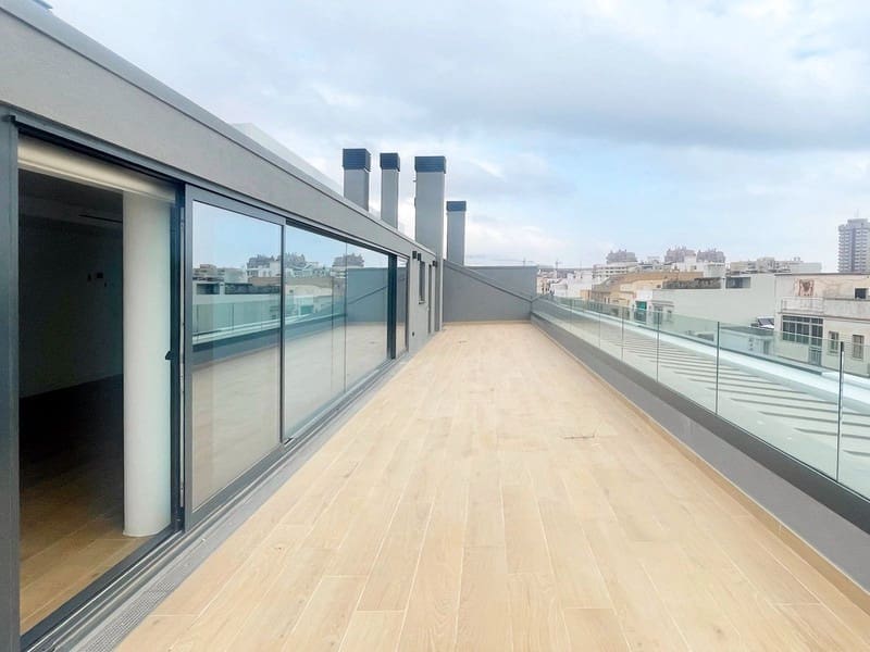 3 soverom Penthouse til salgs i Fuengirola med garasje - € 1 700 000 (Ref: 9935821)