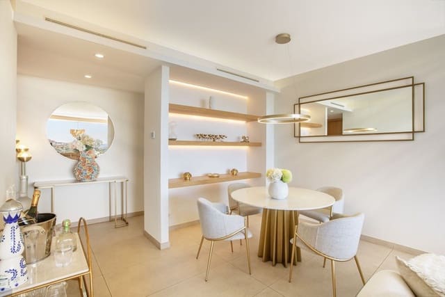 3 sypialnia Penthouse na sprzedaż w La Quinta, Benahavís z basenem garażem - 1 595 000 € (Ref: 9935824)