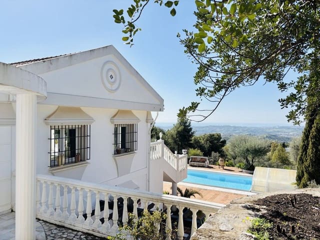 5 soveværelse Villa til salg i Valtocado, Mijas med swimmingpool garage - € 1.499.000 (Ref: 9935830)
