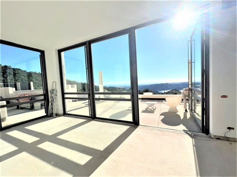 6 camera da letto Villa in vendita in Istan con piscina garage - 2.850.000 € (Rif: 9935833)