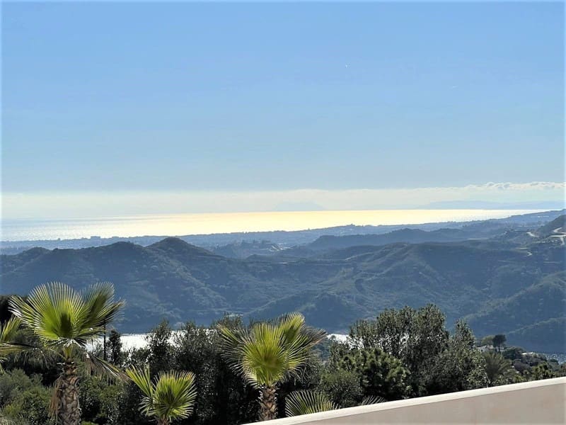 6 camera da letto Villa in vendita in Istan con piscina garage - 2.850.000 € (Rif: 9935833)
