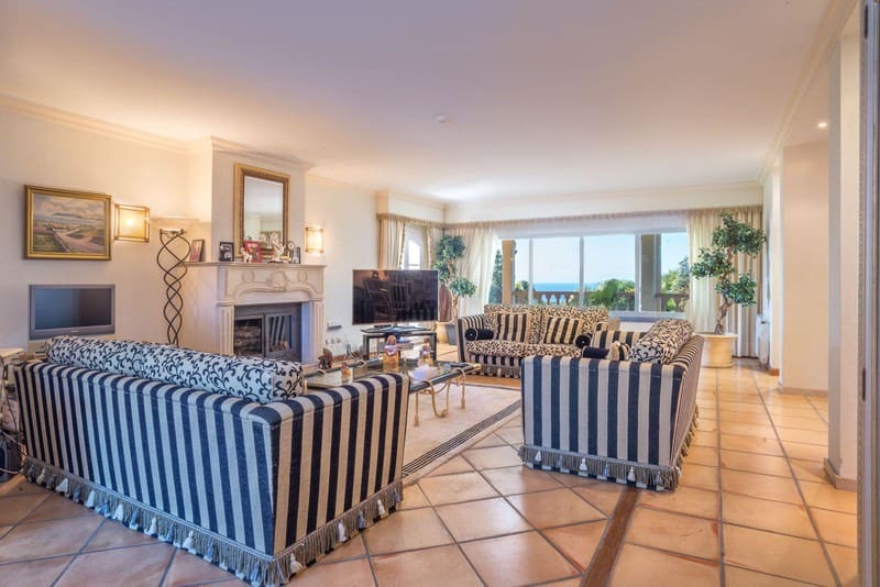 8 sovrum Villa till salu i Los Monteros med pool garage - 12 500 000 € (Ref: 9935835)