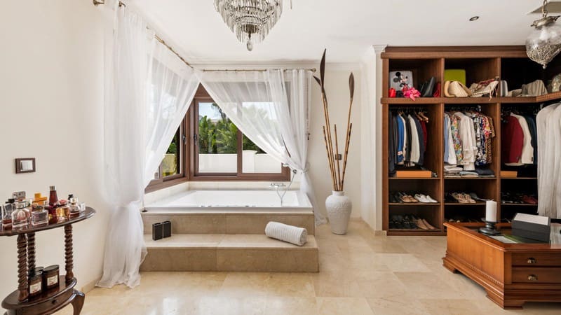 5 slaapkamer Villa te koop in Atalaya-Isdabe met zwembad garage - € 3.200.000 (Ref: 9935836)