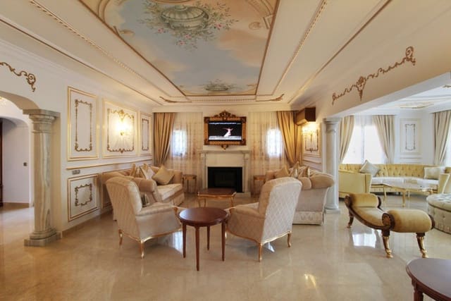 8 soveværelse Villa til salg i San Pedro de Alcantara, Marbella med swimmingpool garage - € 6.000.000 (Ref: 9935839)