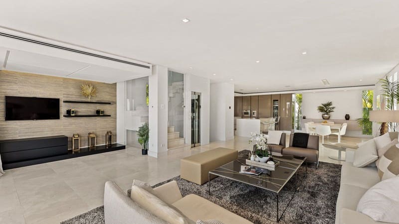 4 soveværelse Villa til salg i Golden Mile med swimmingpool garage - € 10.900.000 (Ref: 9935840)