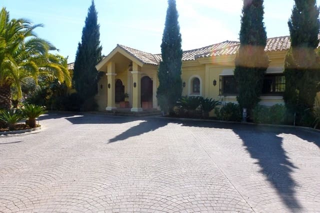Chalet de 6 habitaciones en La Zagaleta, Benahavís en venta con piscina garaje - 7.600.000 € (Ref: 9935841)
