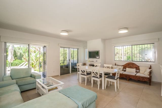 5 slaapkamer Villa te koop in Elviria, Marbella met zwembad garage - € 1.499.500 (Ref: 9935847)
