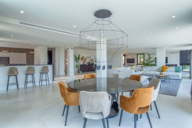 Chalet de 7 habitaciones en Elviria en venta con piscina garaje - 3.500.000 € (Ref: 9935850)