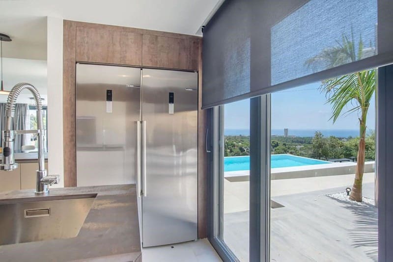 Chalet de 7 habitaciones en Elviria en venta con piscina garaje - 3.500.000 € (Ref: 9935850)