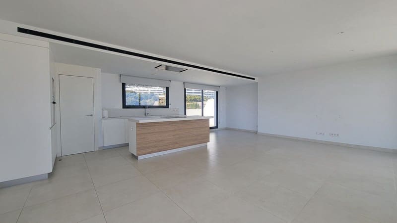 3 slaapkamer Penthouse te koop in Carvajal met zwembad - € 1.325.000 (Ref: 9935852)