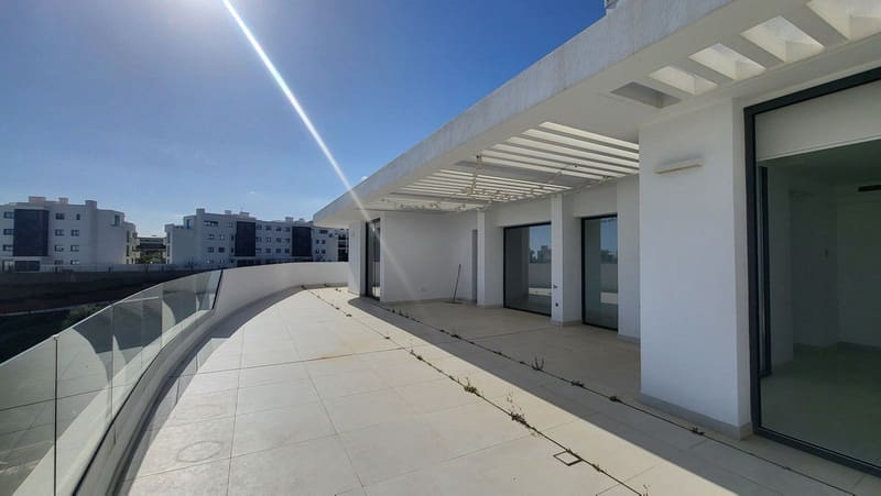 3 slaapkamer Penthouse te koop in Carvajal met zwembad - € 1.325.000 (Ref: 9935852)