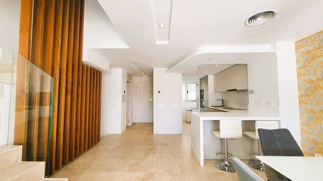 3 sypialnia Dom na sprzedaż w La Cala de Mijas, Mijas z basenem garażem - 735 000 € (Ref: 9935853)