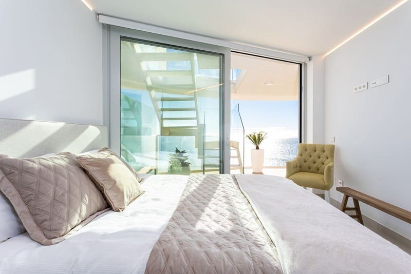 2 slaapkamer Penthouse te koop in Carvajal met zwembad garage - € 1.070.000 (Ref: 9935855)