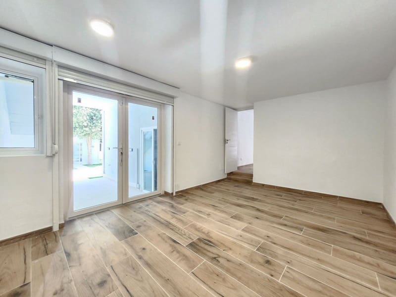 5 bedroom Villa for sale in Mijas Costa with pool garage - € 945,000 (Ref: 9935856)