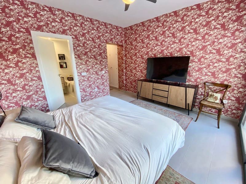 4 soveværelse Villa til salg i Mijas Costa med swimmingpool - € 2.200.000 (Ref: 9935857)