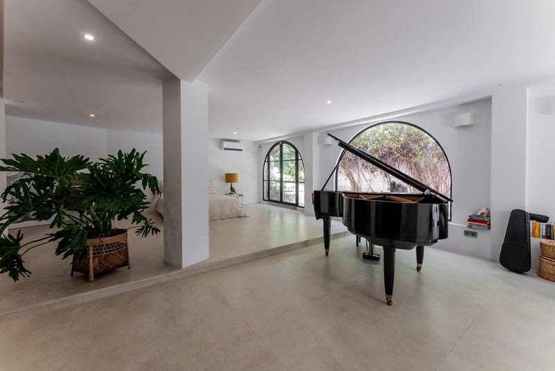 4 Zimmer Villa zu verkaufen in Atalaya-Isdabe mit Pool Garage - 1.495.000 € (Ref: 9935858)