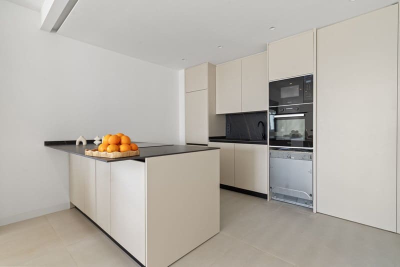 4 quarto Apartamento para venda em El Paraiso com piscina garagem - 895 000 € (Ref: 9935871)