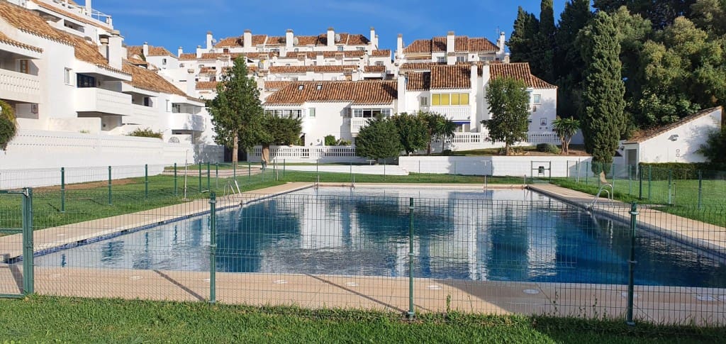 3 quarto Moradia Geminada para venda em Mijas Golf com piscina - 375 000 € (Ref: 9935927)
