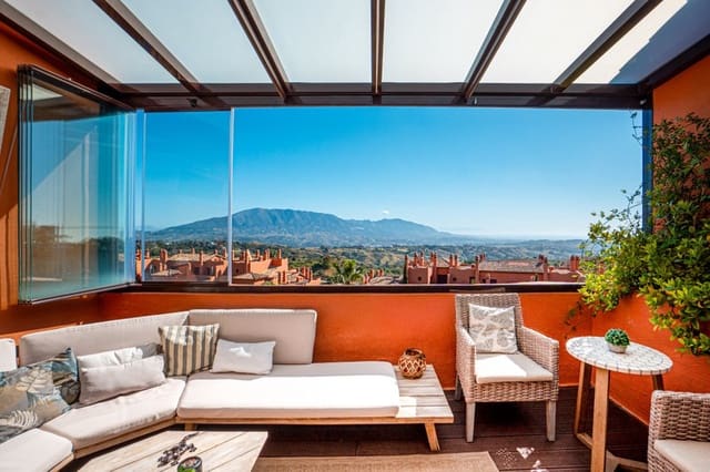 3 soverom Penthouse til salgs i Marbella med svømmebasseng - € 699 000 (Ref: 9935929)