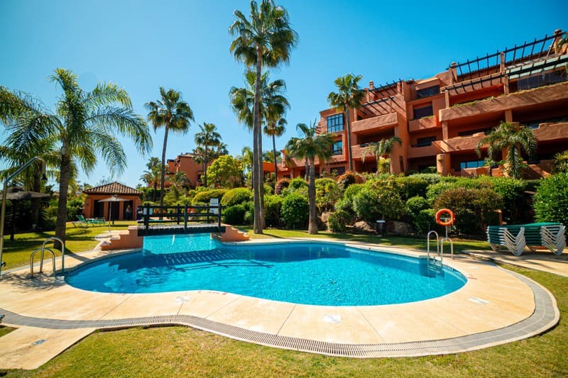 3 soverom Penthouse til salgs i Marbella med svømmebasseng - € 699 000 (Ref: 9935929)