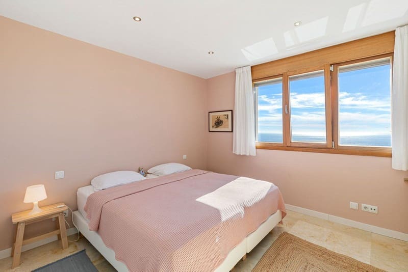 3 camera da letto Attico in vendita in Los Monteros con piscina garage - 795.000 € (Rif: 9935930)