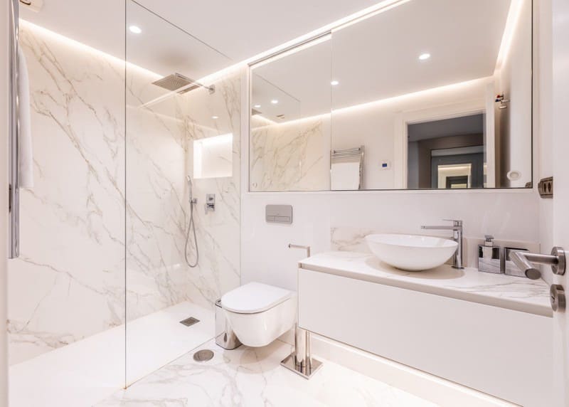 3 Zimmer Strandapartment zu verkaufen in Puerto Banus mit Pool - 4.900.000 € (Ref: 9935933)