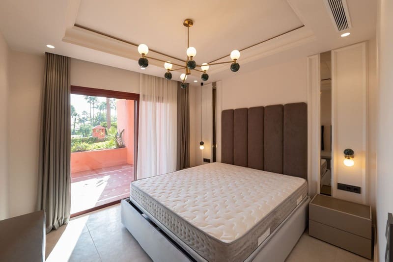 Apartamento de 3 habitaciones en New Golden Mile en venta con piscina - 1.450.000 € (Ref: 9935935)