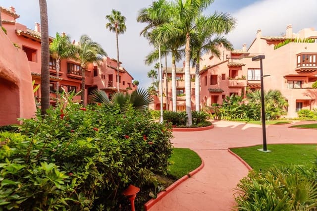 3 Zimmer Apartment zu verkaufen in New Golden Mile, Estepona mit Pool - 1.450.000 € (Ref: 9935935)