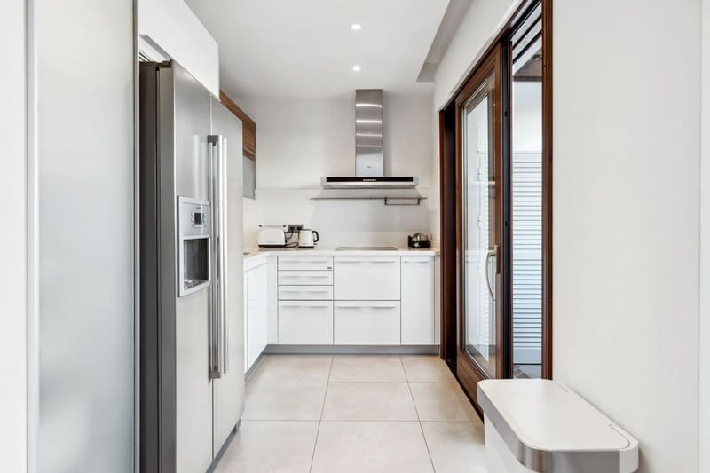 3 chambre Penthouse à vendre à Estepona avec piscine garage - 3 400 000 € (Ref: 9935938)