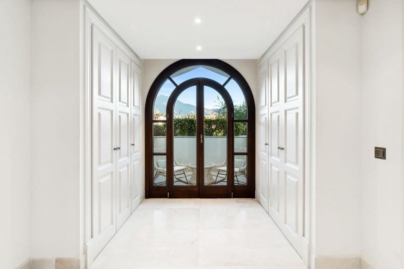 3 chambre Penthouse à vendre à Estepona avec piscine garage - 3 400 000 € (Ref: 9935938)