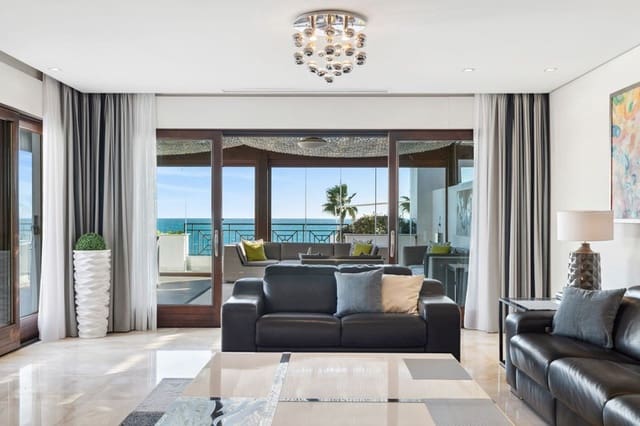 3 chambre Penthouse à vendre à Estepona avec piscine garage - 3 400 000 € (Ref: 9935938)