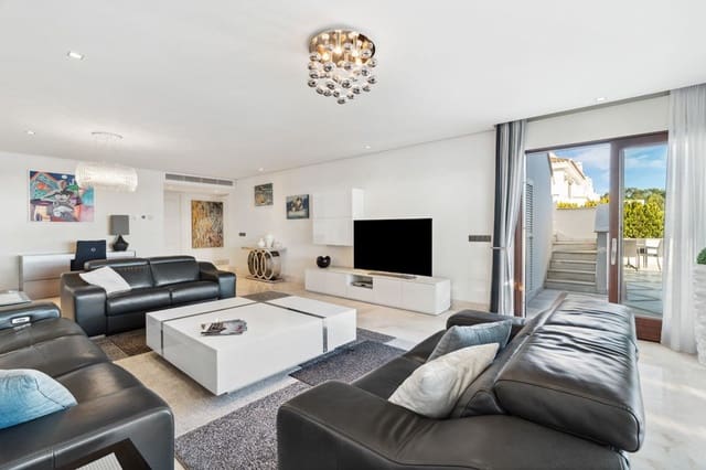3 chambre Penthouse à vendre à Estepona avec piscine garage - 3 400 000 € (Ref: 9935938)
