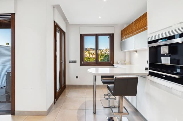 3 chambre Penthouse à vendre à Estepona avec piscine garage - 3 400 000 € (Ref: 9935938)