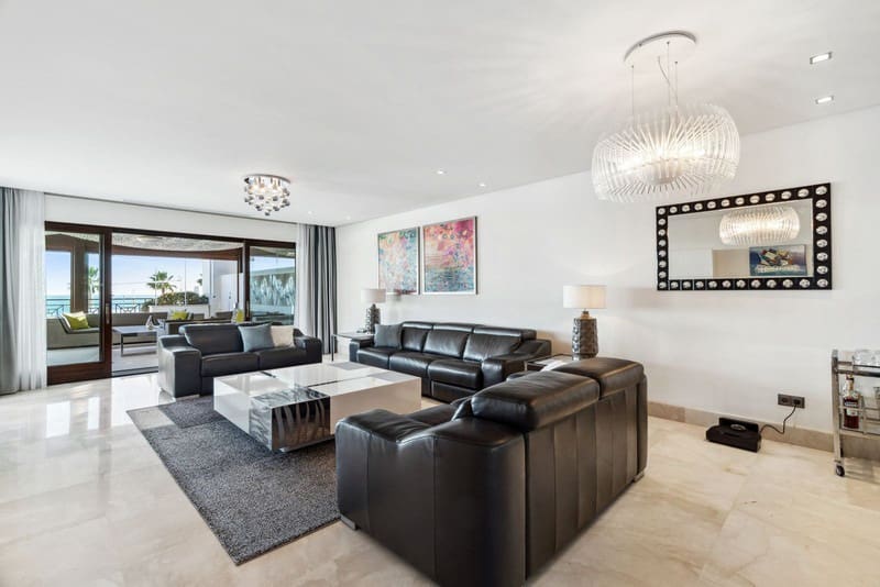 3 chambre Penthouse à vendre à Estepona avec piscine garage - 3 400 000 € (Ref: 9935938)