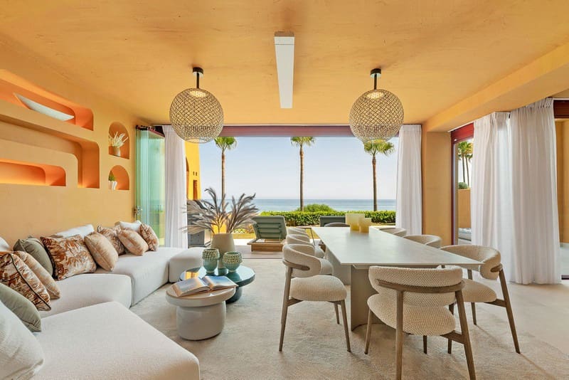 4 camera da letto Appartamento sulla Spiaggia in vendita in New Golden Mile con piscina garage - 3.995.000 € (Rif: 9935939)