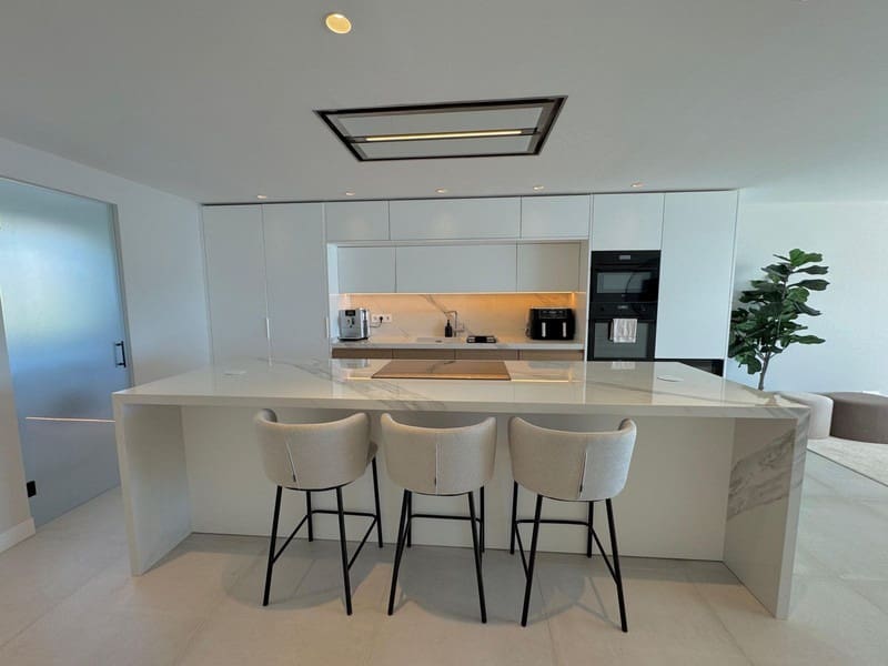 3 camera da letto Attico in vendita in Estepona con piscina - 1.995.000 € (Rif: 9935941)